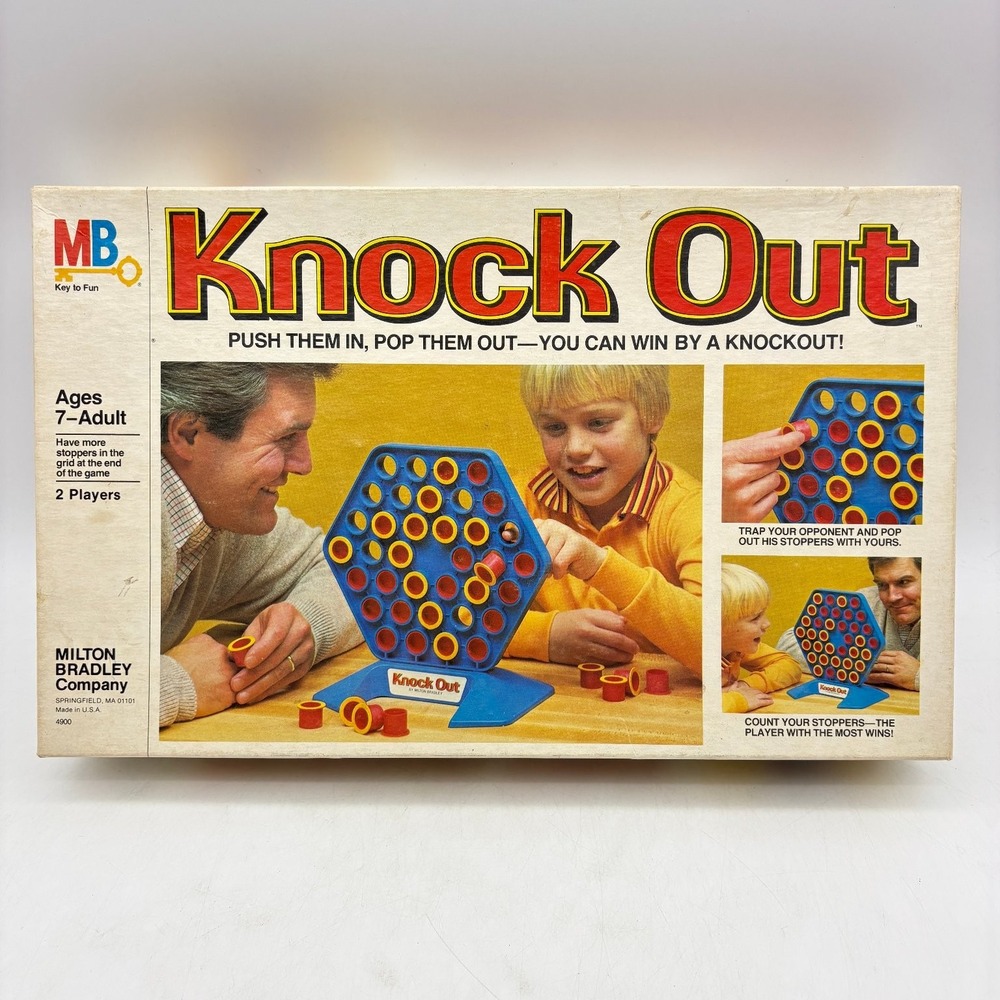Vintage 1978 Knock Out Complete Milton Bradley 4900 Strategy Board Game